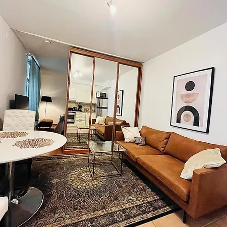 New Flat, Location هلسنكي