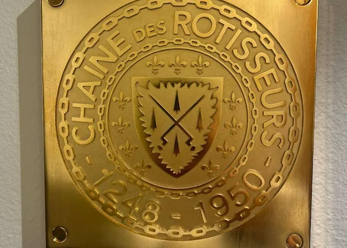 New Flat, Location *