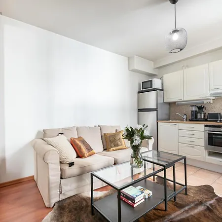 아파트 New Flat, Location 헬싱키